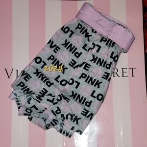 PINK VS Sleep Boxy Size Large NWT